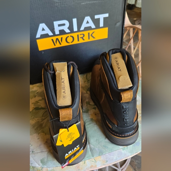 Ariat Men's Brown Work Boots - Picture 5 of 13